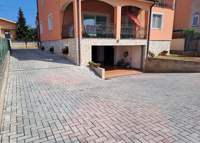 Ferienhaus Dakovic
